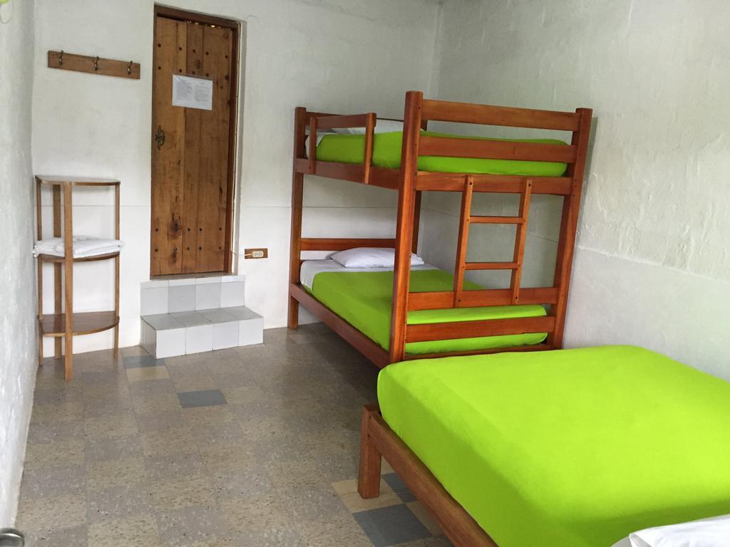 Puerto Misahuallí Hostal El Paisano חדר תמונה